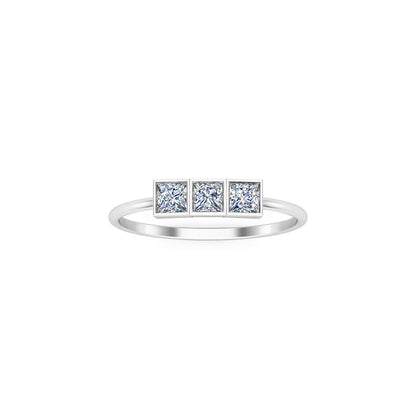 RKC Eheringring aus 925er-Sterlingsilber mit drei Prinzessinnen-Moissanit-Motiven, 14 Karat Gelbgold vergoldet, Gewicht 1,10 g