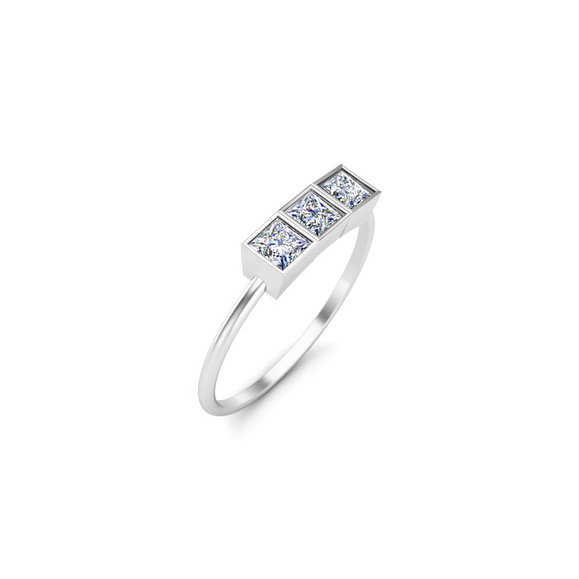 RKC Eheringring aus 925er-Sterlingsilber mit drei Prinzessinnen-Moissanit-Motiven, 14 Karat Gelbgold vergoldet, Gewicht 1,10 g