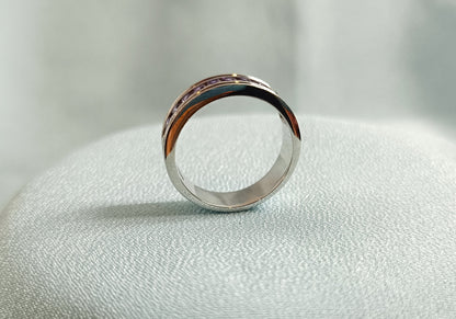 Fede nuziale da uomo con fede nuziale con ametista a taglio rotondo RKC, argento sterling 925, placcato in oro bianco 14 carati, peso 6,80 g, larghezza 6,40 mm