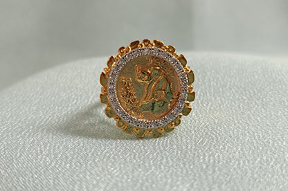 RKC Moissanit-Rundschliff-Panda-Münzring für Damen, 925er Silber, 14 Karat Gelbgold vergoldet, Gewicht 5 g, Breite 2,30 mm