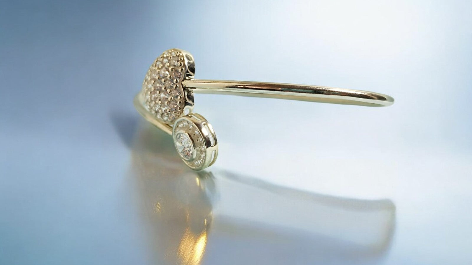 RKC 925 Sterling Silber 2,5 Karat Moissanit für Damen-Armreif, 14 Karat Weißgold vergoldet, Produktgewicht: 7 g