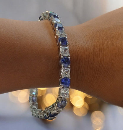 Bracciale da donna in argento sterling RKC 925 con zaffiro da 10 ct e moissanite, placcato in oro bianco 14 carati, peso 20 g.