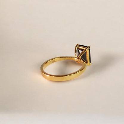 RKC Solitär-Verlobungsringe mit schwarzem Diamant im Smaragdschliff, 14 Karat Gelbgold plattiert, 925er Silber, Gewicht 3,30 g, Breite 2,80 mm