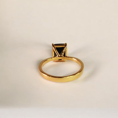 RKC Solitär-Verlobungsringe mit schwarzem Diamant im Smaragdschliff, 14 Karat Gelbgold plattiert, 925er Silber, Gewicht 3,30 g, Breite 2,80 mm