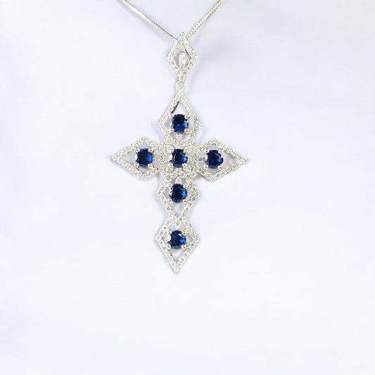 Collana con ciondolo croce con pietra preziosa RKC da 5,00 ct, gioielli in argento 925, placcato in oro bianco 14 carati, peso 13,00 g, altezza 66,00 mm.