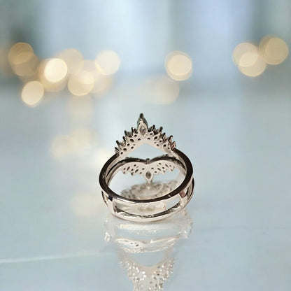 RKC Moissanite Stunning Silver Enhancer Ring Guard per donna Argento 925 Placcato oro bianco 14K Peso 4,50 g Larghezza 5,70 MM