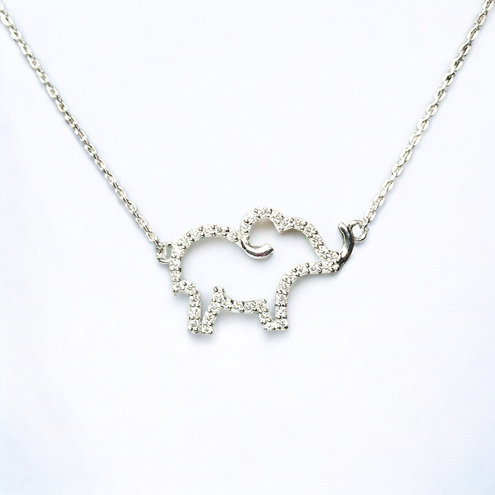 RKC 925 Ciondolo in argento sterling con elefante in moissanite da 0,56 ct, finitura in oro bianco 14 carati, peso 4,20 g, altezza 17,00 mm