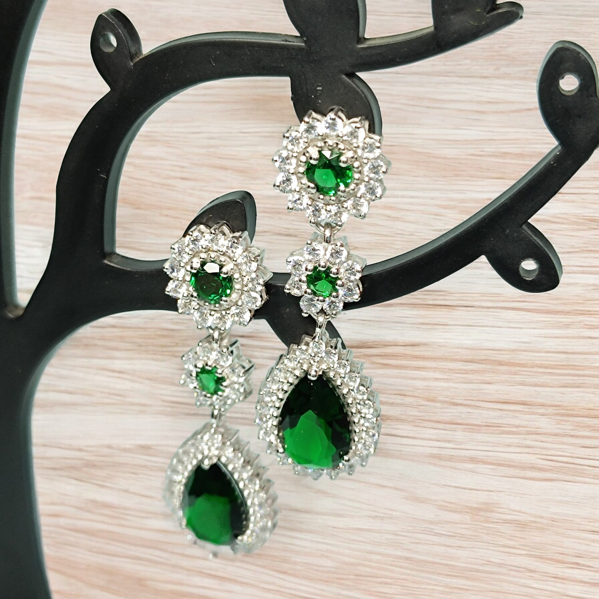 RKC 925 Sterling Silber Tropfen-Ohrhänger für Damen, 14 Karat weiß, Produktgewicht 11,00 GM, Höhe 47,00 mm