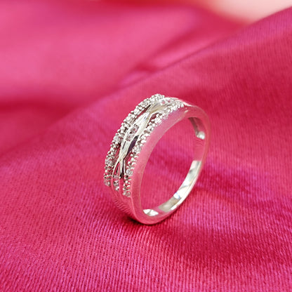 RKC Moissanite taglio rotondo anniversario di matrimonio anello da donna a fascia con promessa in argento 925 placcato in oro bianco 14 carati peso 2,8 g larghezza 1,6 mm