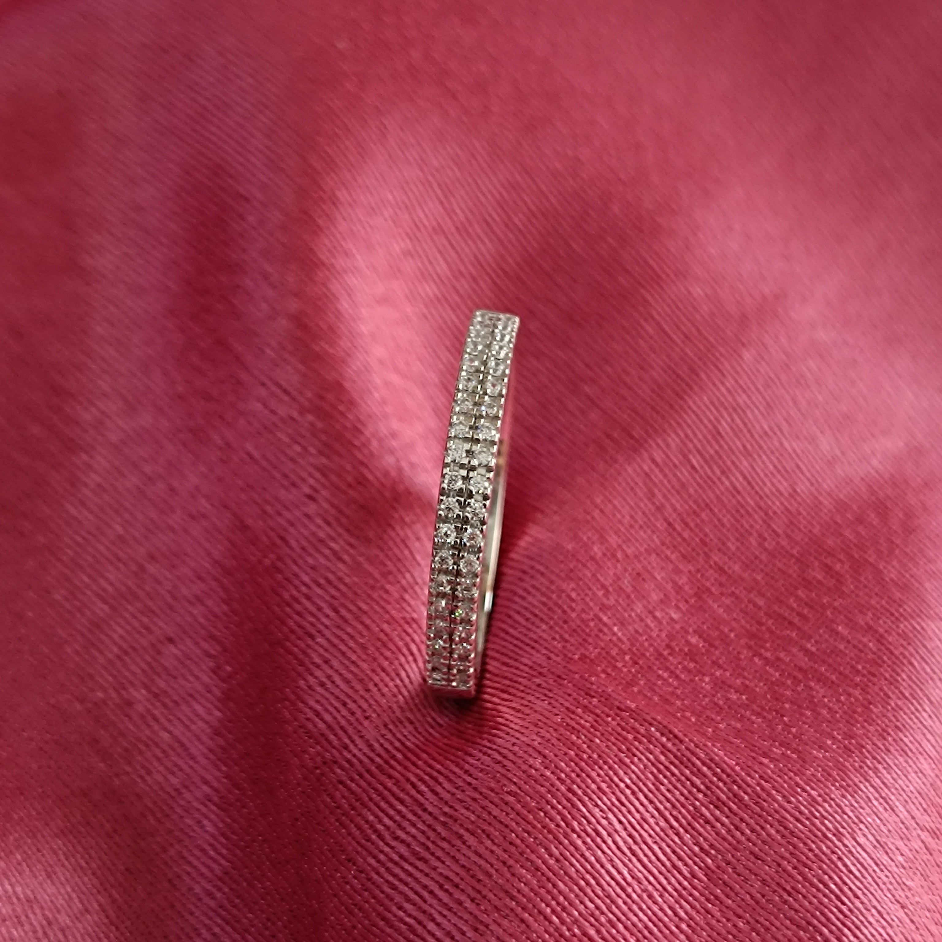RKC Runder Moissanit-Ehering für Damen, Geburtstagsgeschenk, 925er Silber, 14 Karat Weißgold vergoldet, Gewicht 2,3 g, Breite 2,5 mm