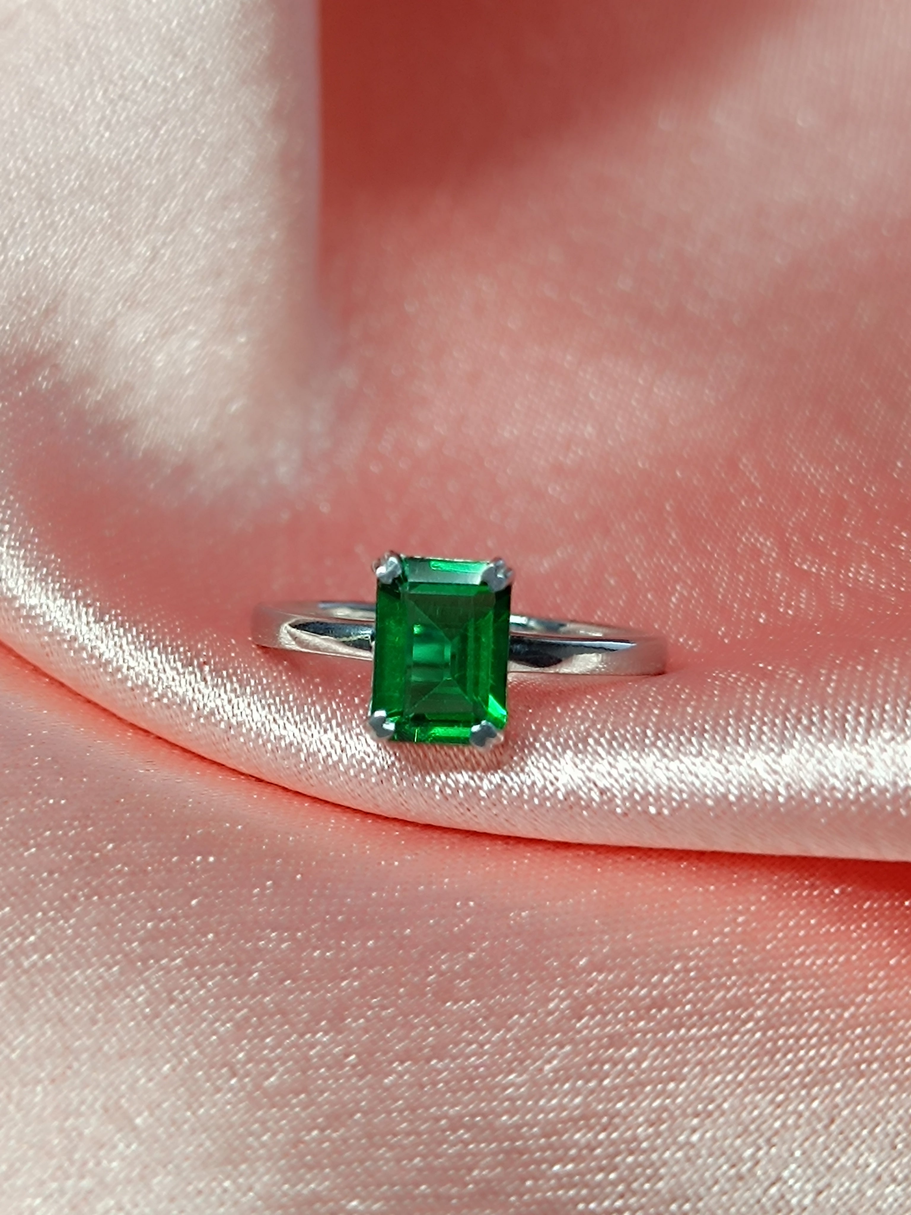 RKC 2 Ct Green Emerald Solitaire Promise Engagement Ring 14k White Gold Plated 925 Sterling Silver