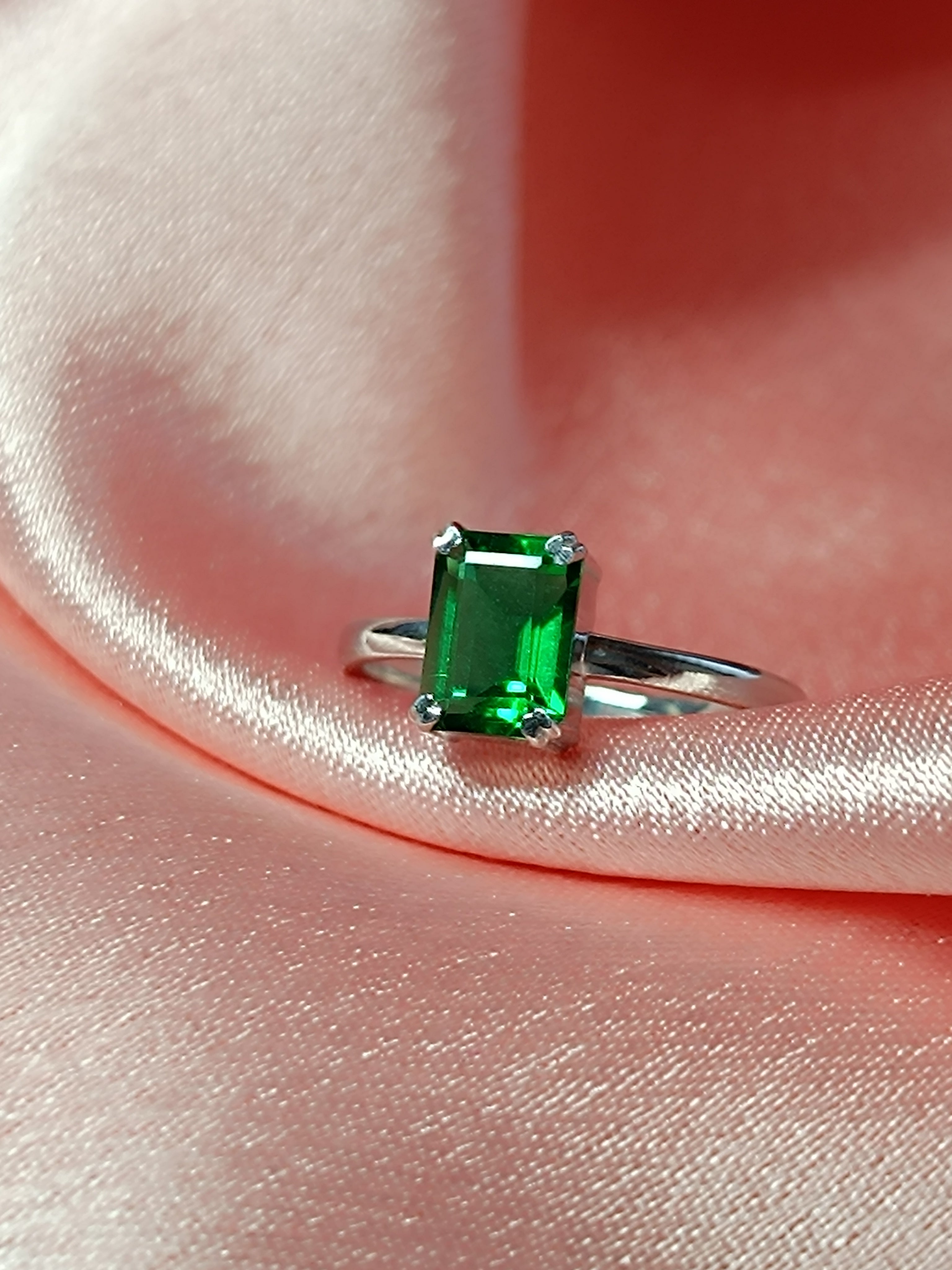 RKC 2 Ct Green Emerald Solitaire Promise Engagement Ring 14k White Gold Plated 925 Sterling Silver
