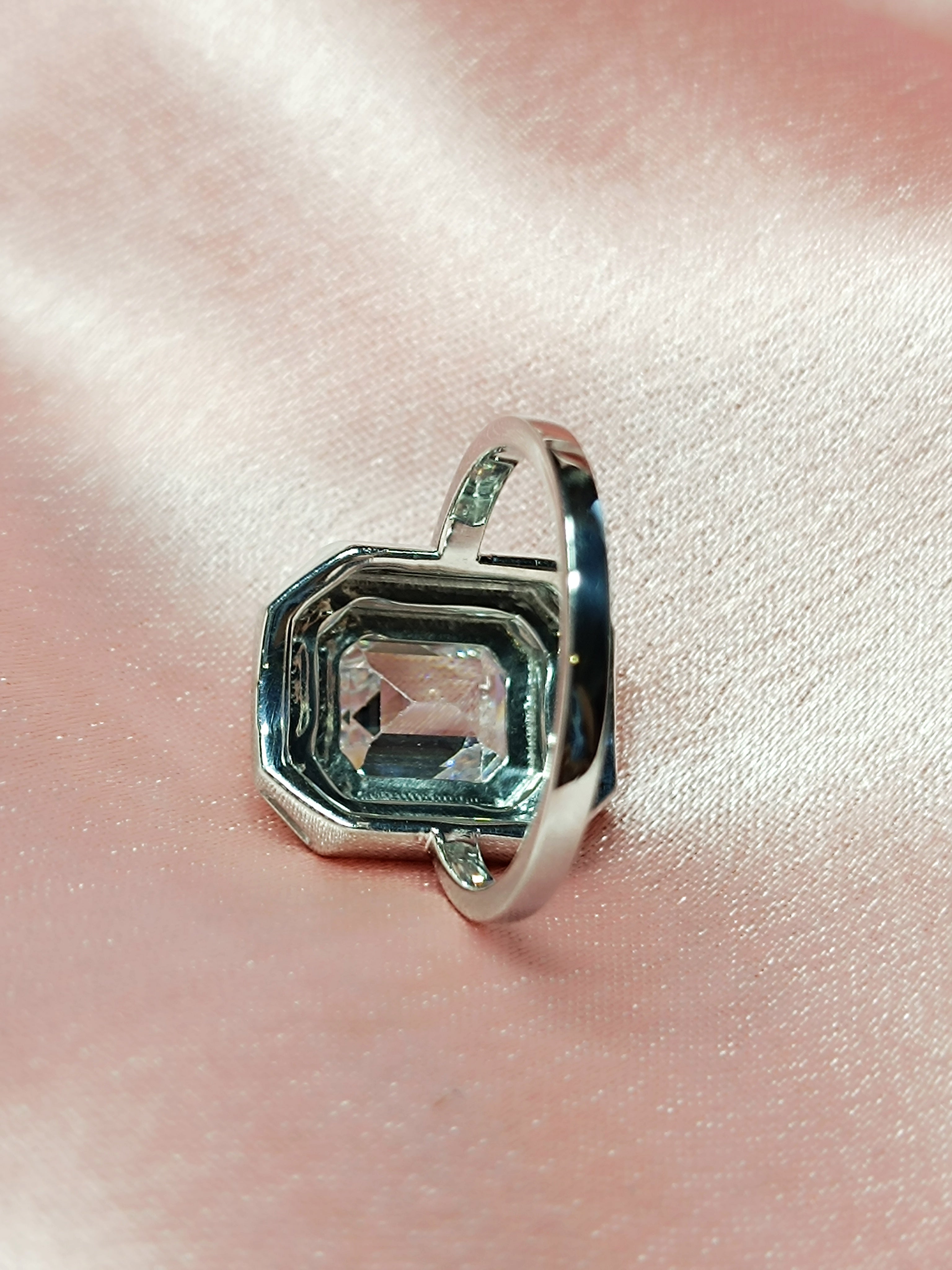 RKC 0.90 Ct Emerald Cut Certified Moissanite Engagement Rings 925 Sterling Silver Weight 3.5 gm