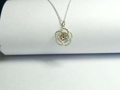 RKC 925 Silver Red Ruby Flower Pendant with Box Chain Weight 2.5 gm