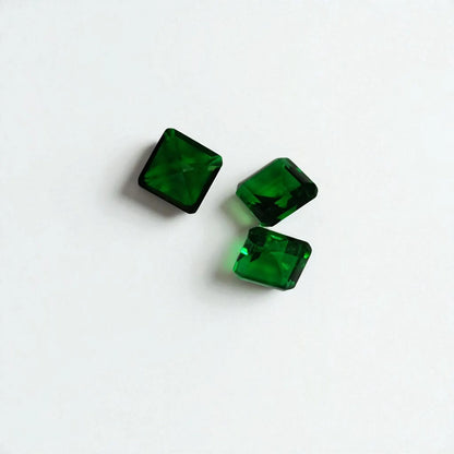 7 x 6 mm Green Emerald Loose Gemstone, Asscher Cut