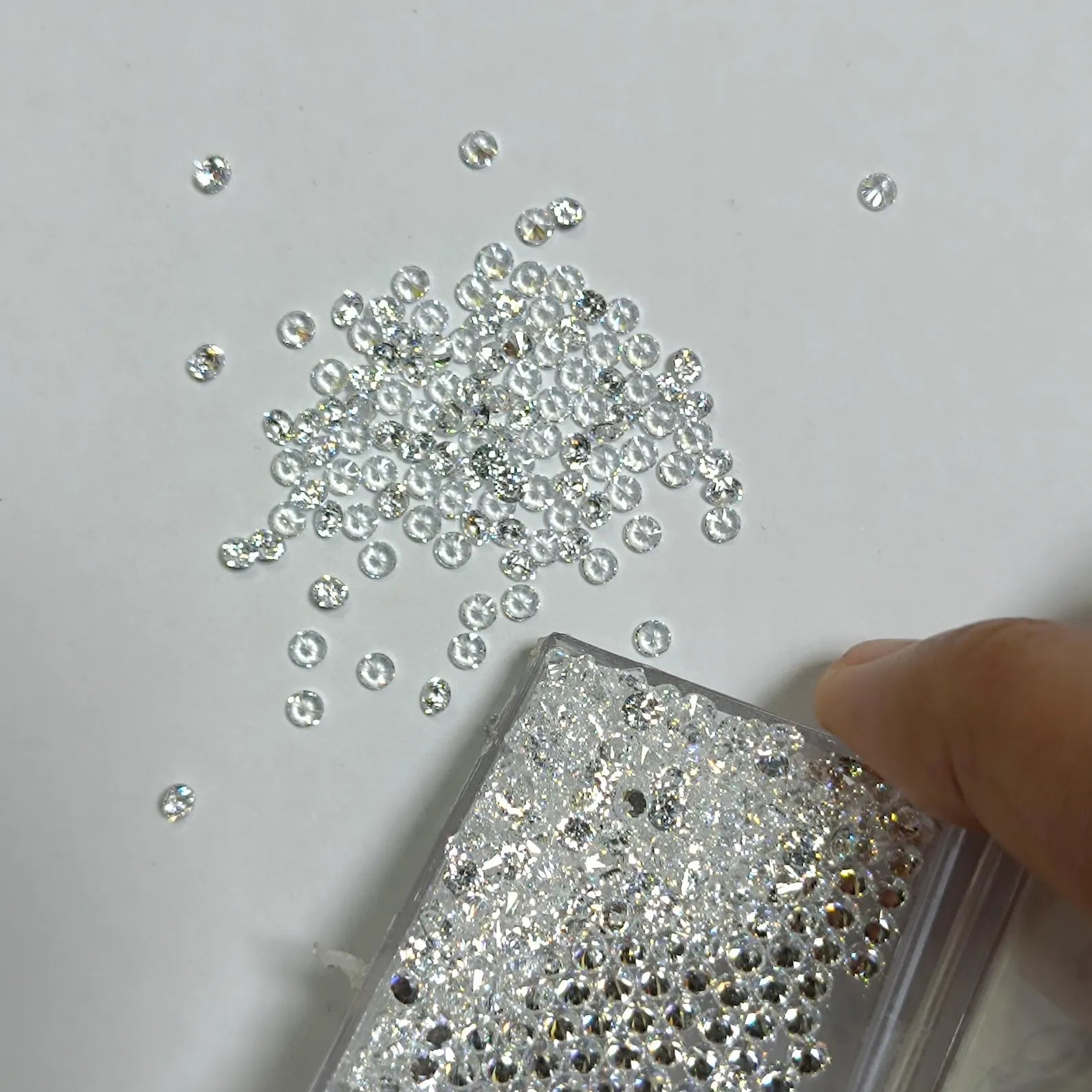 CVD Lab Grown Diamonds | 1.1mm D-F (30 PCS)