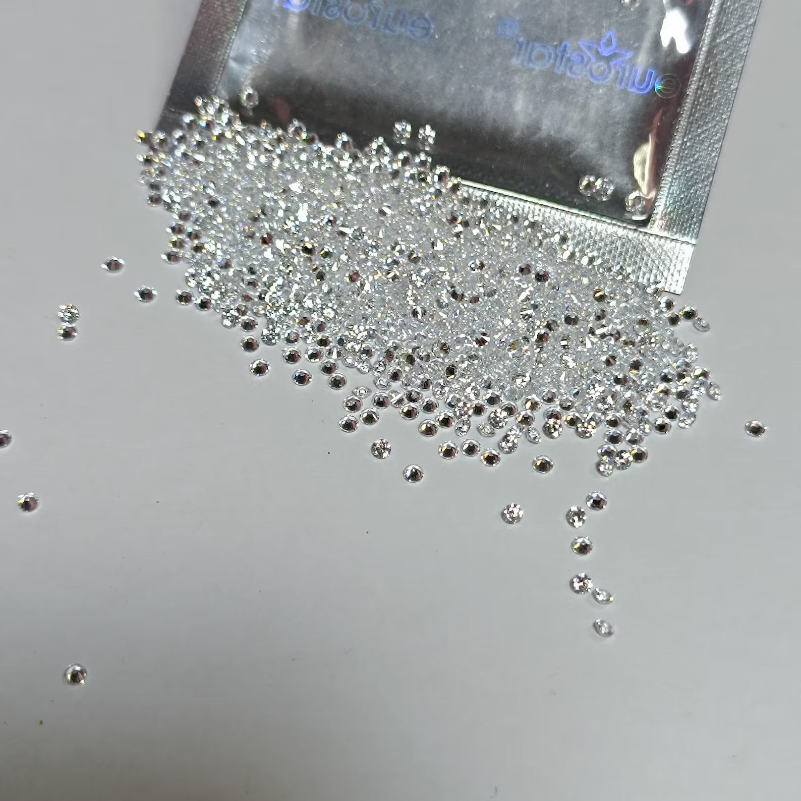 1.2mm DEF VS Lab Grown Diamond 25 Pcs Round Brilliant Cut